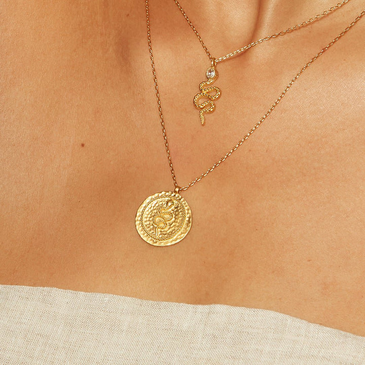 Satya Jewelry Kette Eternal Energy Snake Coin, vergoldet