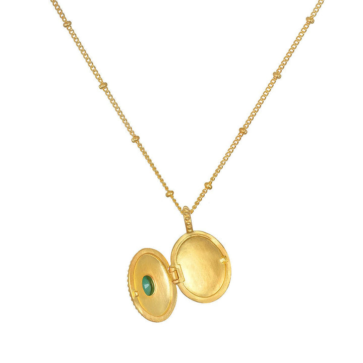 Satya Jewelry Kette Lotus Emerald Birthstone Locket - May, vergoldet