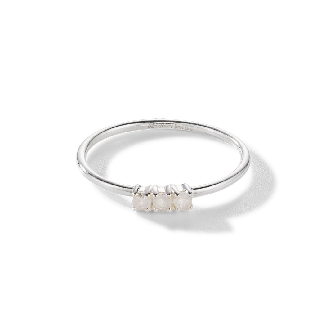 yours. Jewelry Ring Sweet Lullaby, playful white, Silber